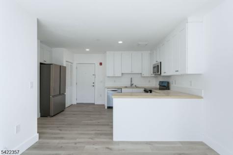95 Shepherds Lane Totowa NJ 07512