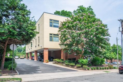 276 Chestnut Street Nutley NJ 07110
