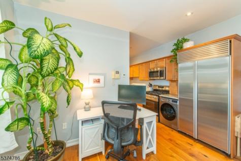 276 Chestnut Street Nutley NJ 07110