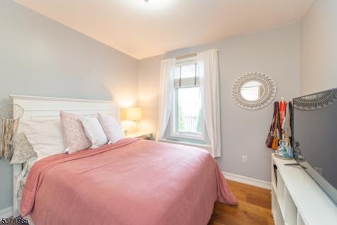 276 Chestnut Street Nutley NJ 07110