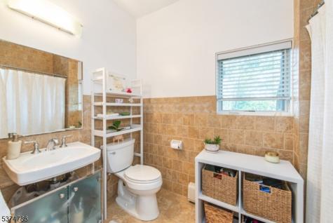 276 Chestnut Street Nutley NJ 07110