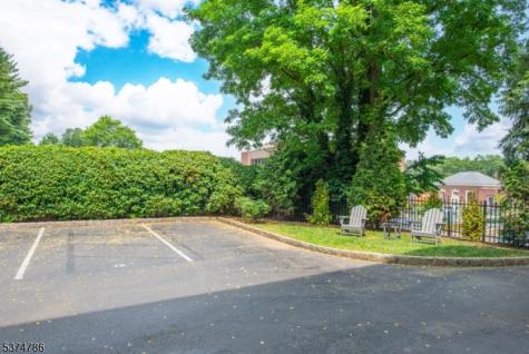 276 Chestnut Street Nutley NJ 07110
