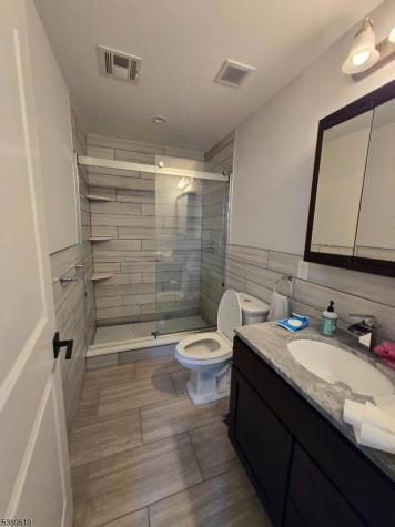 274 Lafayette Street Newark NJ 07105