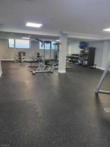 274 Lafayette Street Newark NJ 07105