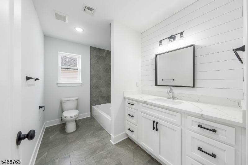 1021 Cross Avenue Elizabeth NJ 07208