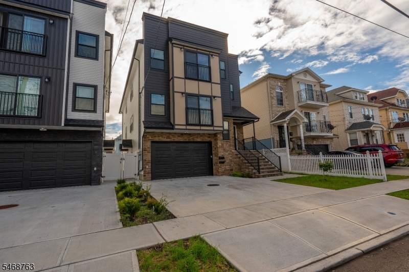 1021 Cross Avenue Elizabeth NJ 07208