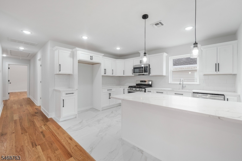 1021 Cross Avenue Elizabeth NJ 07208