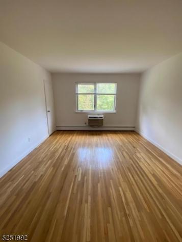 806 Morris Turnpike Millburn NJ 07078