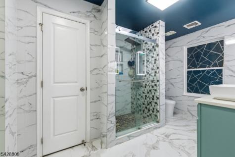 302 Rotando Way Morris Plains NJ 07950