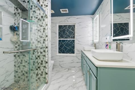302 Rotando Way Morris Plains NJ 07950