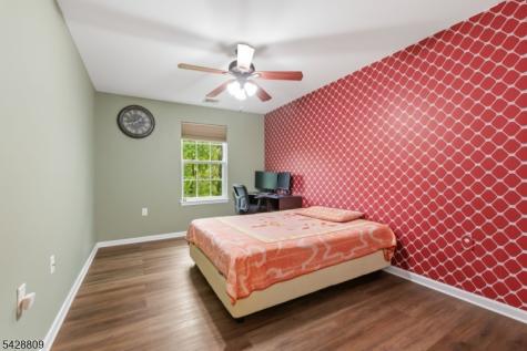 302 Rotando Way Morris Plains NJ 07950