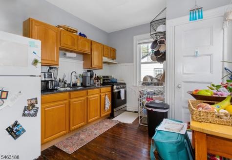 298 Carmita Avenue Rutherford NJ 07070
