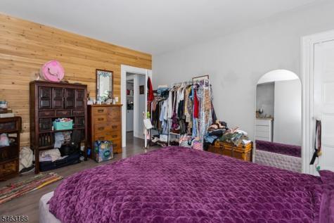 298 Carmita Avenue Rutherford NJ 07070