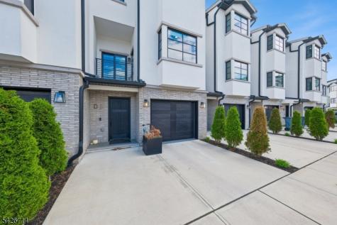 5 Harbor Front Terrace Elizabeth NJ 07206