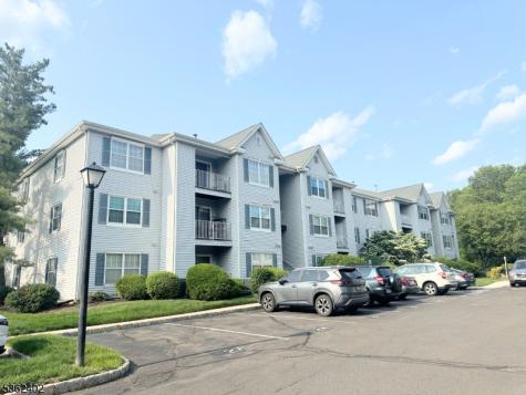 214 Stratford Place Bridgewater NJ 08805
