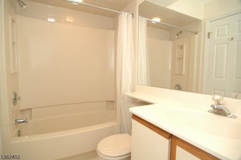 214 Stratford Place Bridgewater NJ 08805
