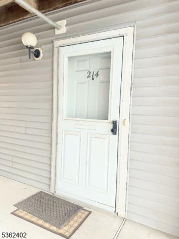 214 Stratford Place Bridgewater NJ 08805