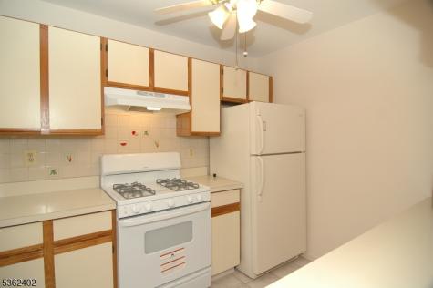 214 Stratford Place Bridgewater NJ 08805