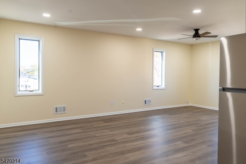 7 Washington Avenue Manville NJ 08835