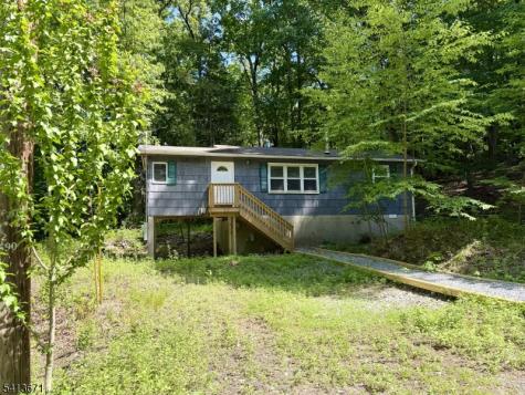 56 Appleseed Road Vernon NJ 07461