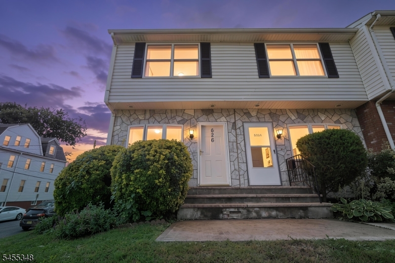 626 Chancellor Avenue Irvington NJ 07111