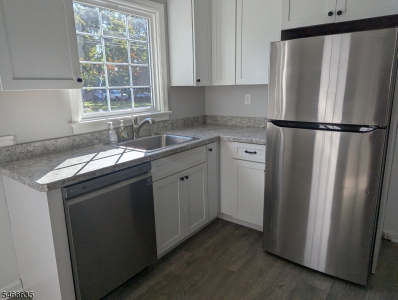 305 E Street Middlesex NJ 08846