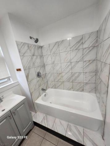 69 Seymour Avenue Newark NJ 07108