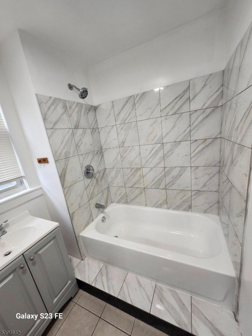 69 Seymour Avenue Newark NJ 07108