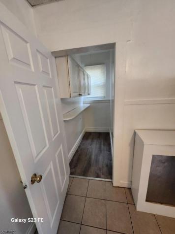 69 Seymour Avenue Newark NJ 07108