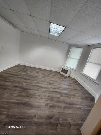 69 Seymour Avenue Newark NJ 07108