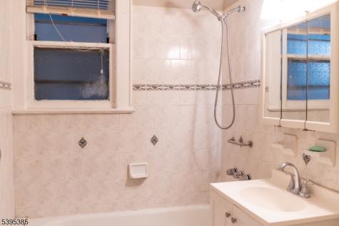 108 Berkshire Place Irvington NJ 07111