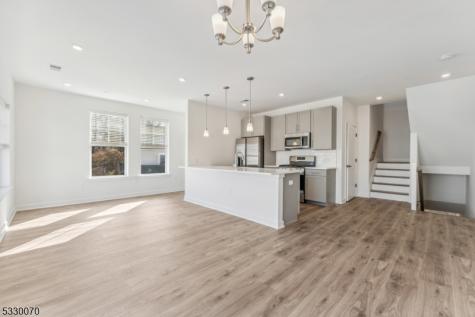 19 Parker Lane Hanover NJ 07981