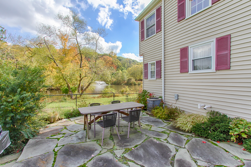 16 Mendham Avenue Morris NJ 07960