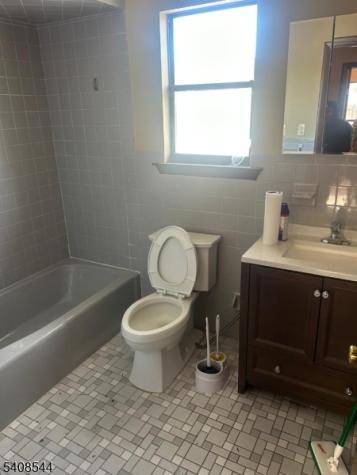 43 Parker Road Elizabeth NJ 07208