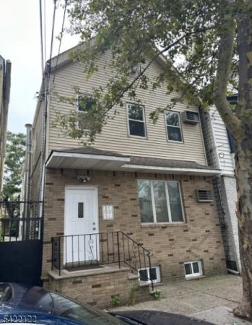 11 Lentz Avenue Newark NJ 07105