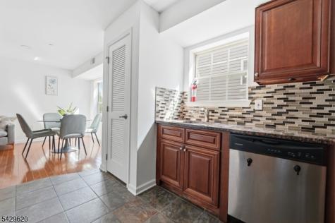 594 Jefferson Avenue Elizabeth NJ 07201