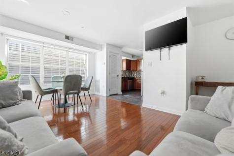594 Jefferson Avenue Elizabeth NJ 07201