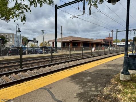 15 Oxford Street Montclair NJ 07042