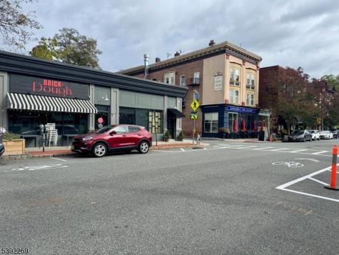 15 Oxford Street Montclair NJ 07042