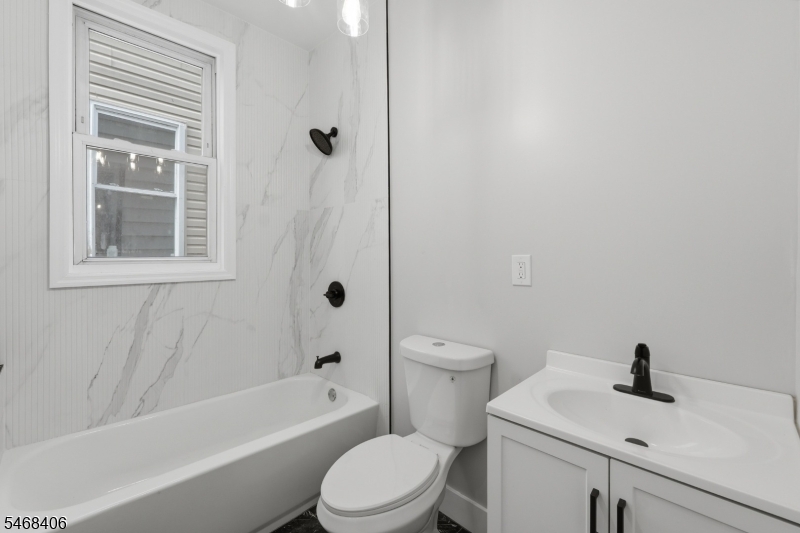 301 Ellis Avenue Irvington NJ 07111