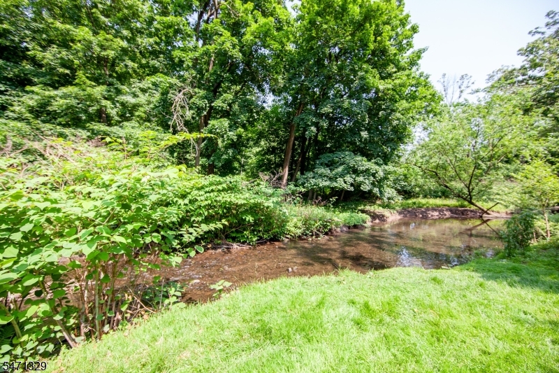 25 Marquette Road Montclair NJ 07043