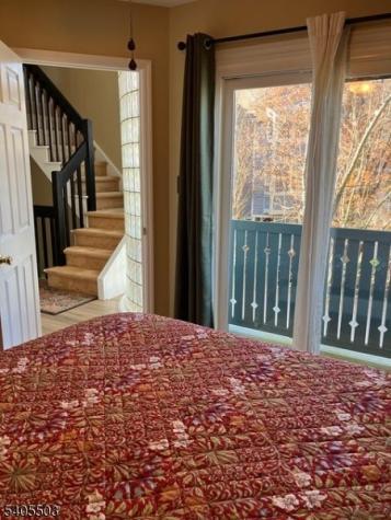 8 Raritan Pointe Lambertville NJ 08530
