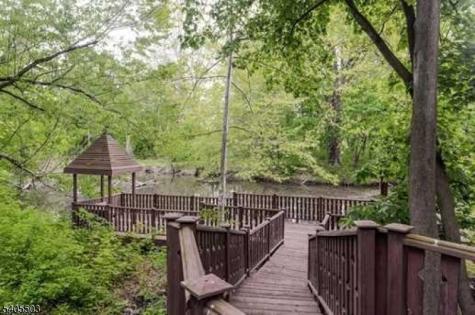 8 Raritan Pointe Lambertville NJ 08530