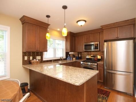 8 Raritan Pointe Lambertville NJ 08530