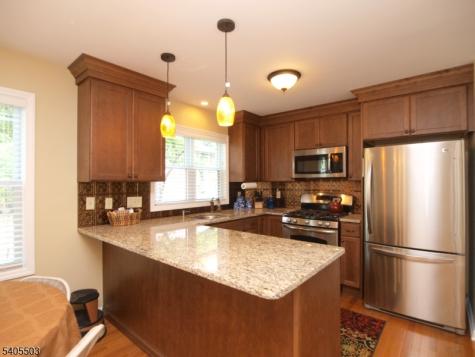 8 Raritan Pointe Lambertville NJ 08530