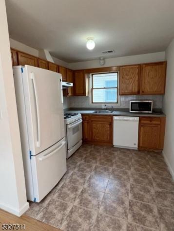 110 S 3rd Street Harrison NJ 07029