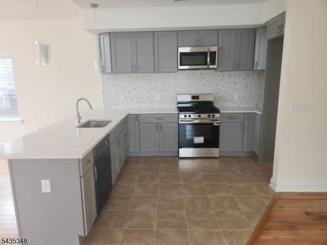 491 S 10th Street Newark NJ 07103