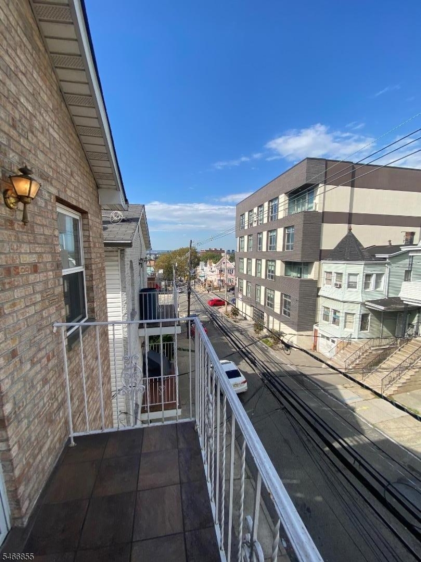 163 Grant Avenue Jersey City NJ 07305