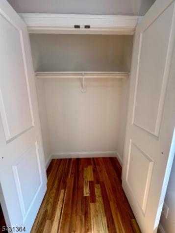 879 S 18th Newark NJ 07108
