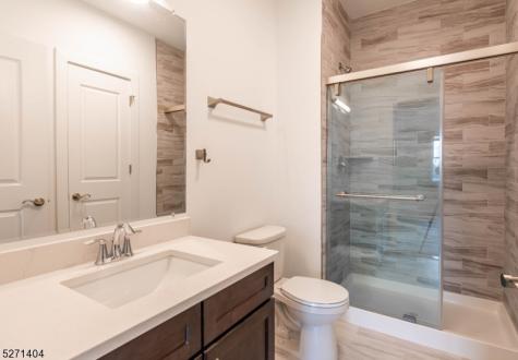 1025 Raritan Road Clark NJ 07066